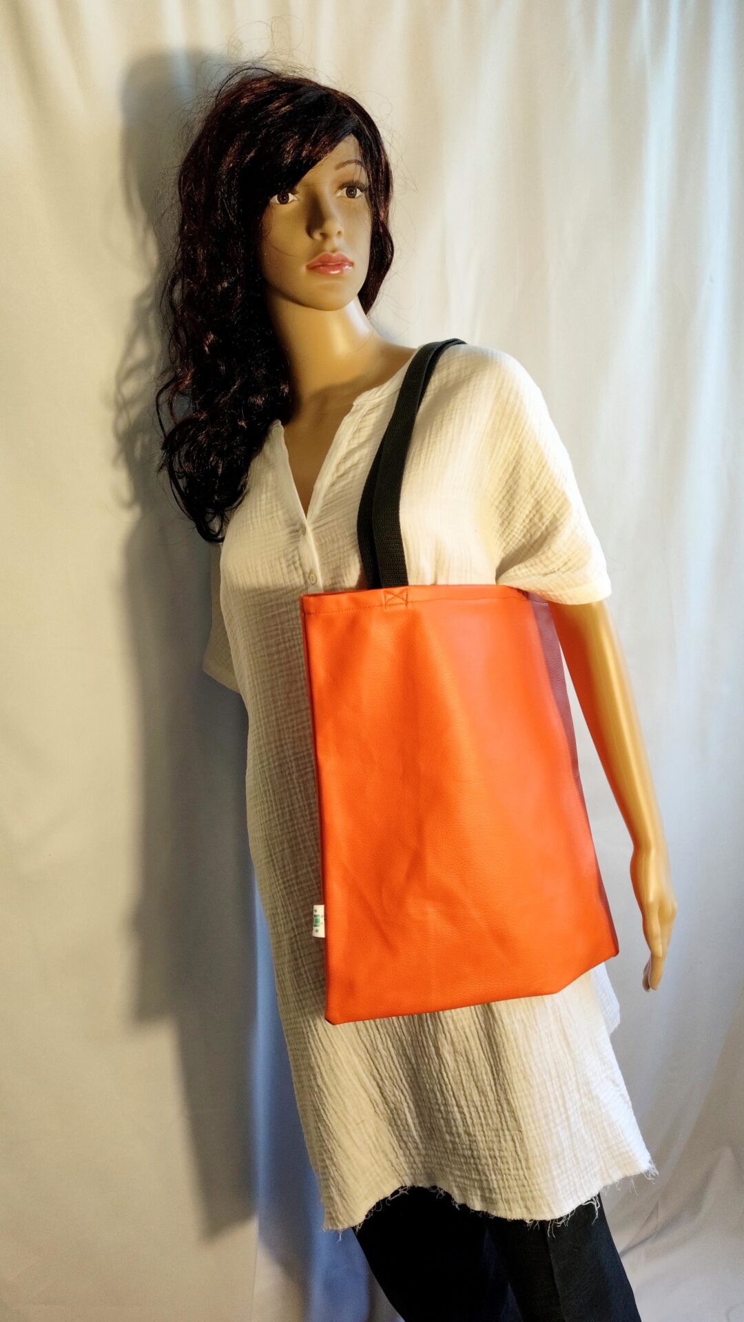 tote orange